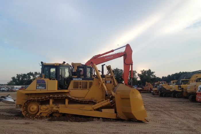 BULLDOZER KOMATSU 2010- D155AX